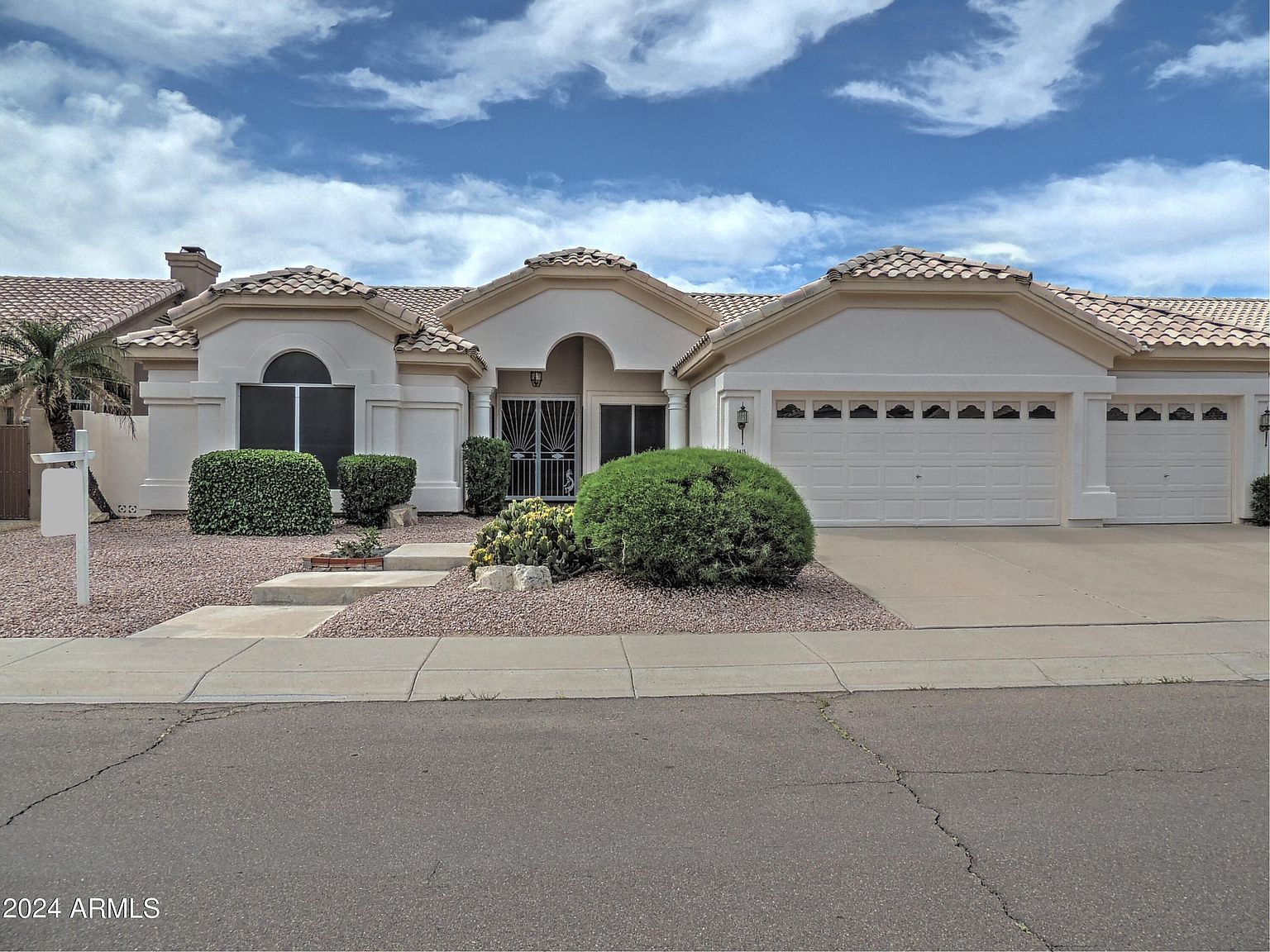 4415 E Chuckwalla Cyn, Phoenix, AZ 85044 | Zillow