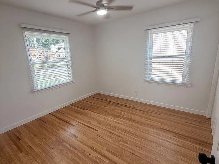 14436 Longworth Ave — Photo 16