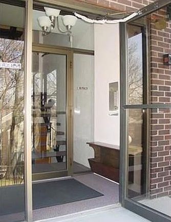 4th image of 62 South St Unit 12