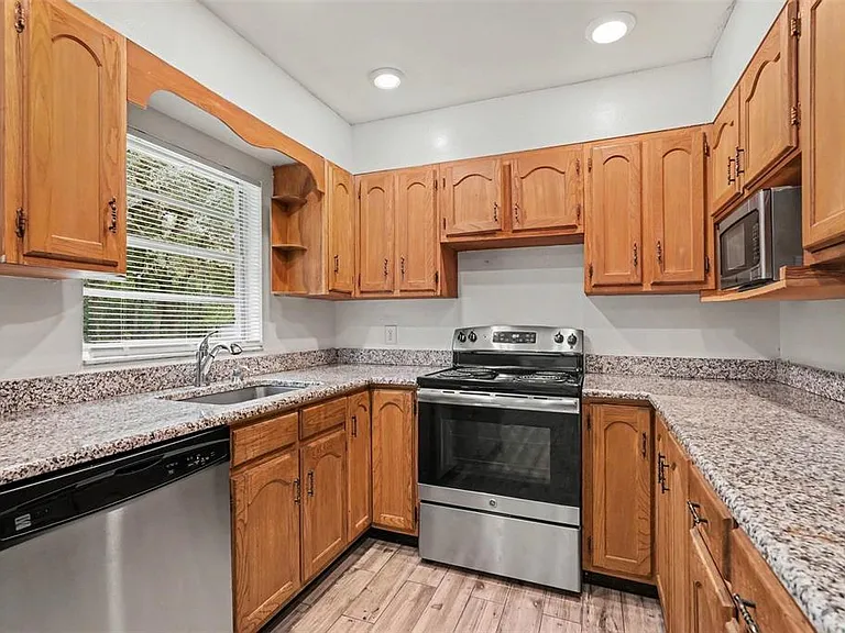 5328 Lantana St — Photo 10
