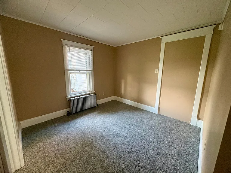 40 W Caracas Ave — Photo 9