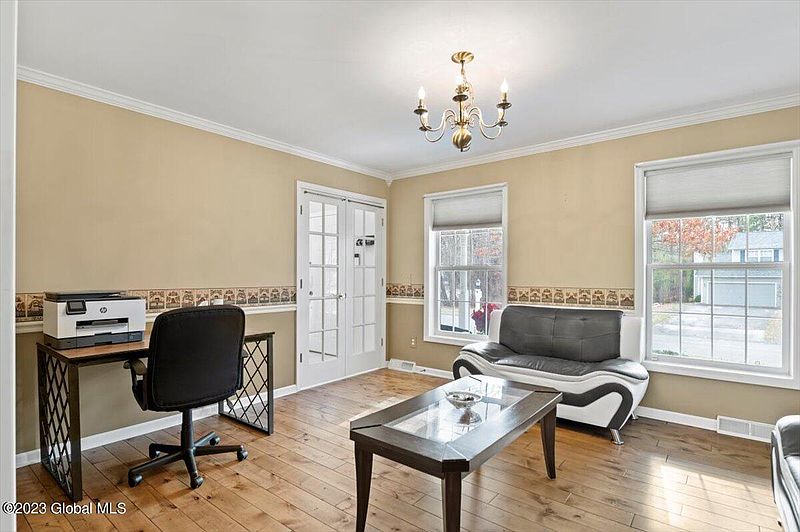 4th image of 1885 Hexam Road
