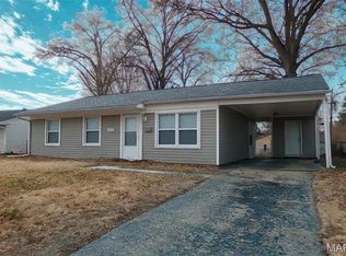 860 Saint Bartholomew Dr, Cahokia, IL 62206