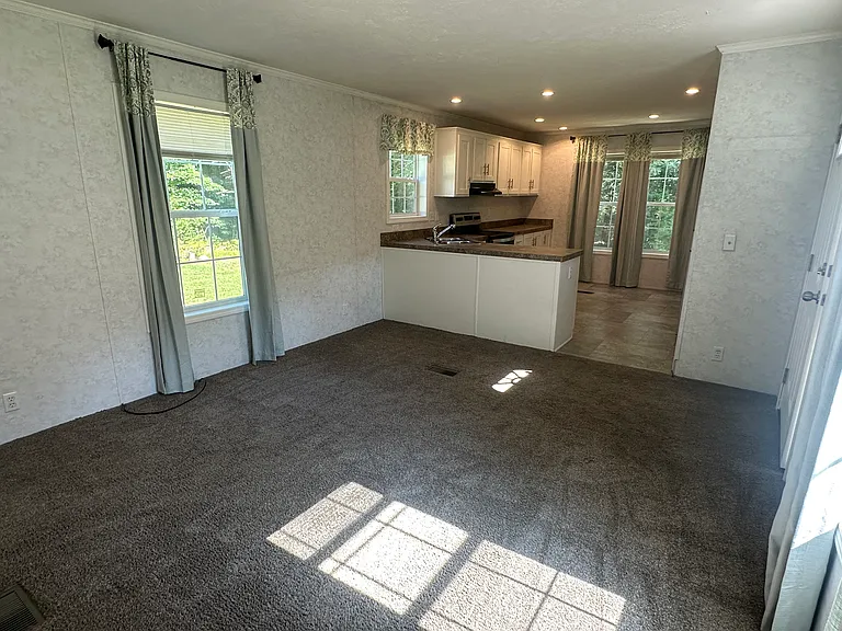 11 Zekes Ln — Photo 10