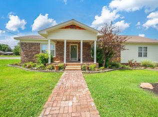 336 Church St, Clifton, TN 38425