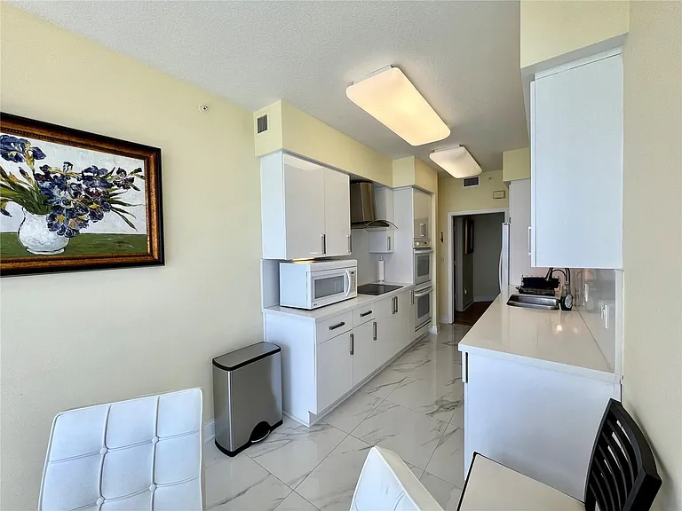 6001 N Ocean Dr #706 — Photo 22