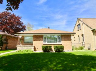 4075 N 88th St, Milwaukee, WI