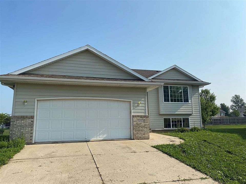 1st image of 3702 Jewel Cir