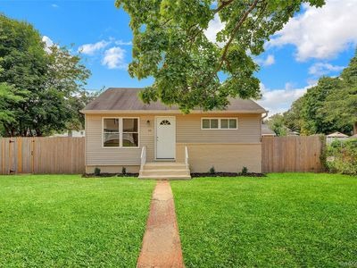 53 Saint Peters Drive, Brentwood, NY, 11717