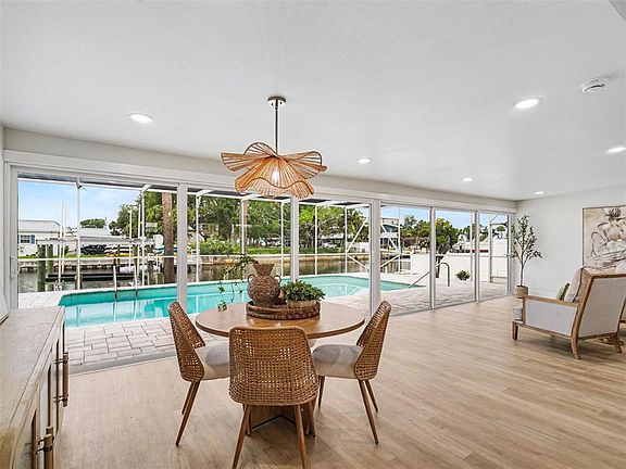 5th image of 9911 ROYAL PALM DRIVE