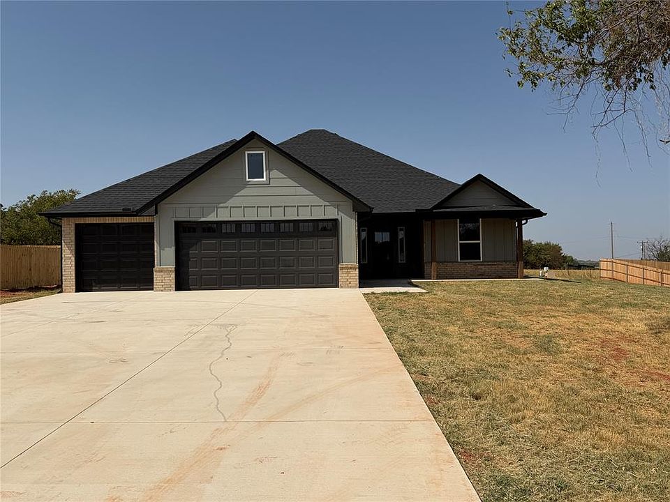 1st image of 2204 Winter Ridge Rd