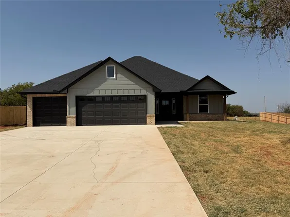 2204 Winter Ridge Rd, Blanchard, OK 73010