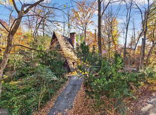 31 Hayward Ct, Takoma Park, MD 20912