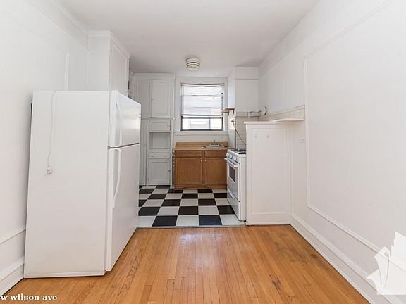 5th image of 1940 W Wilson Ave #1116