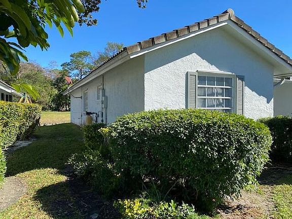 3rd image of 5487 Pine Cir