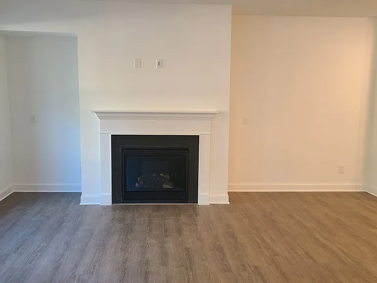 2067 Maggie Valley Dr — Photo 46