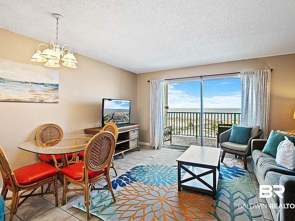 3rd image of 645 Plantation Rd #6606