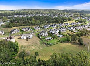 45 Windermere Rd, Lincroft, NJ 07738