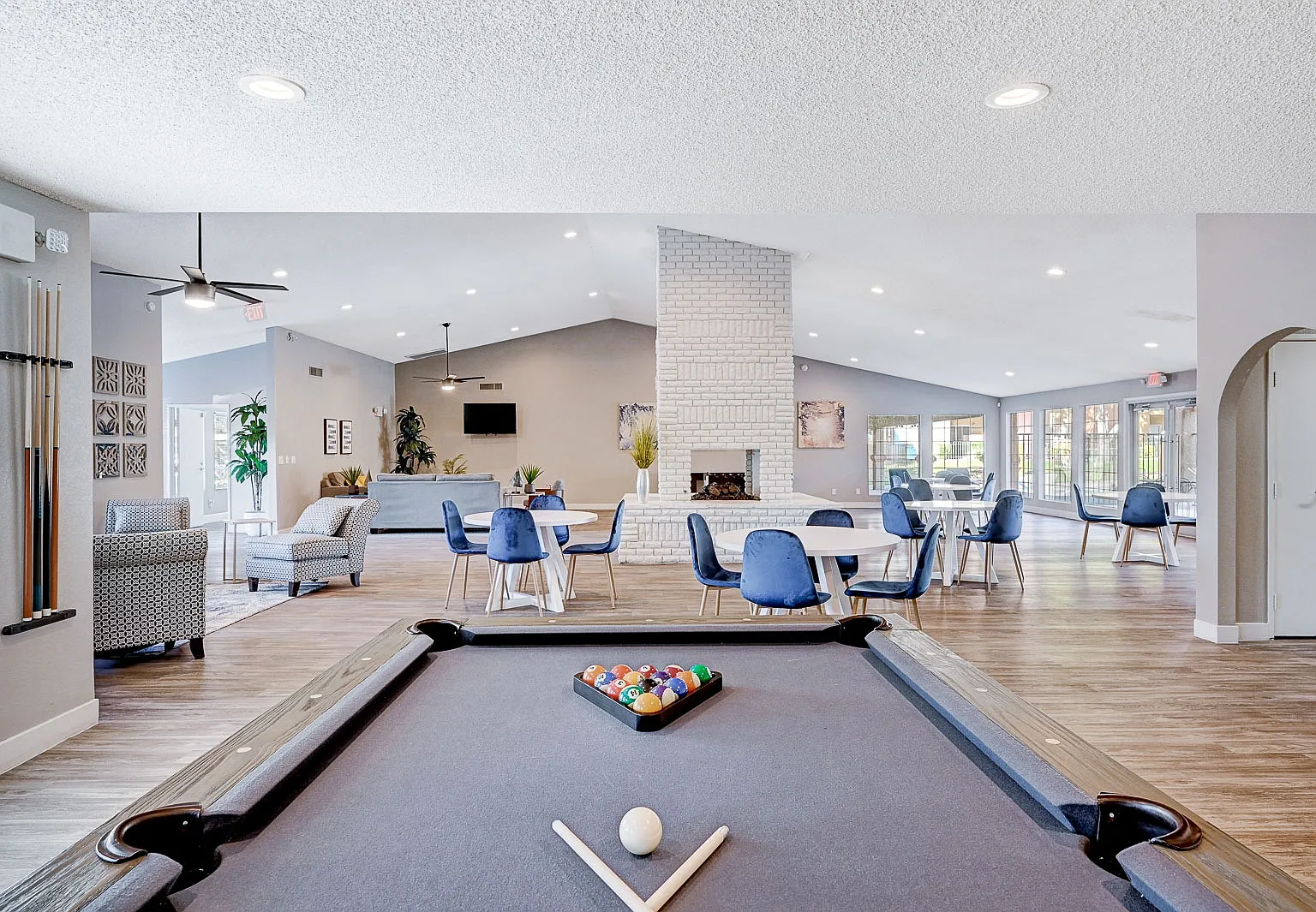 Artisan Apartments — Photo 2