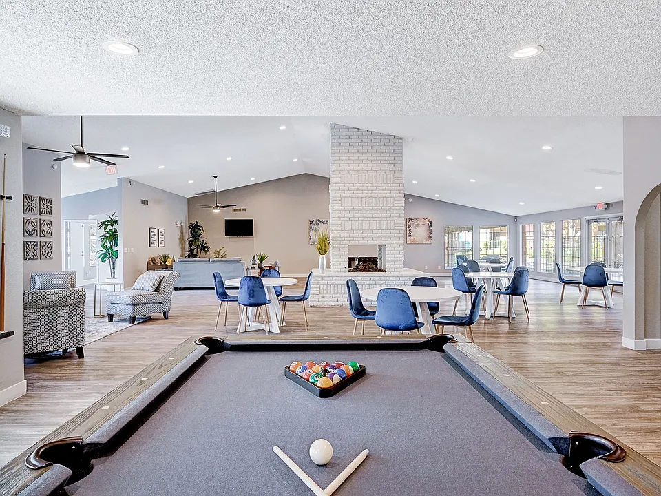 Artisan Apartments