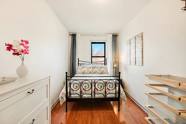 Rented by Compass | media 4