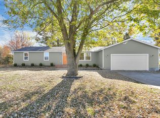 809 Groveport Rd, Canal Winchester, OH 43110