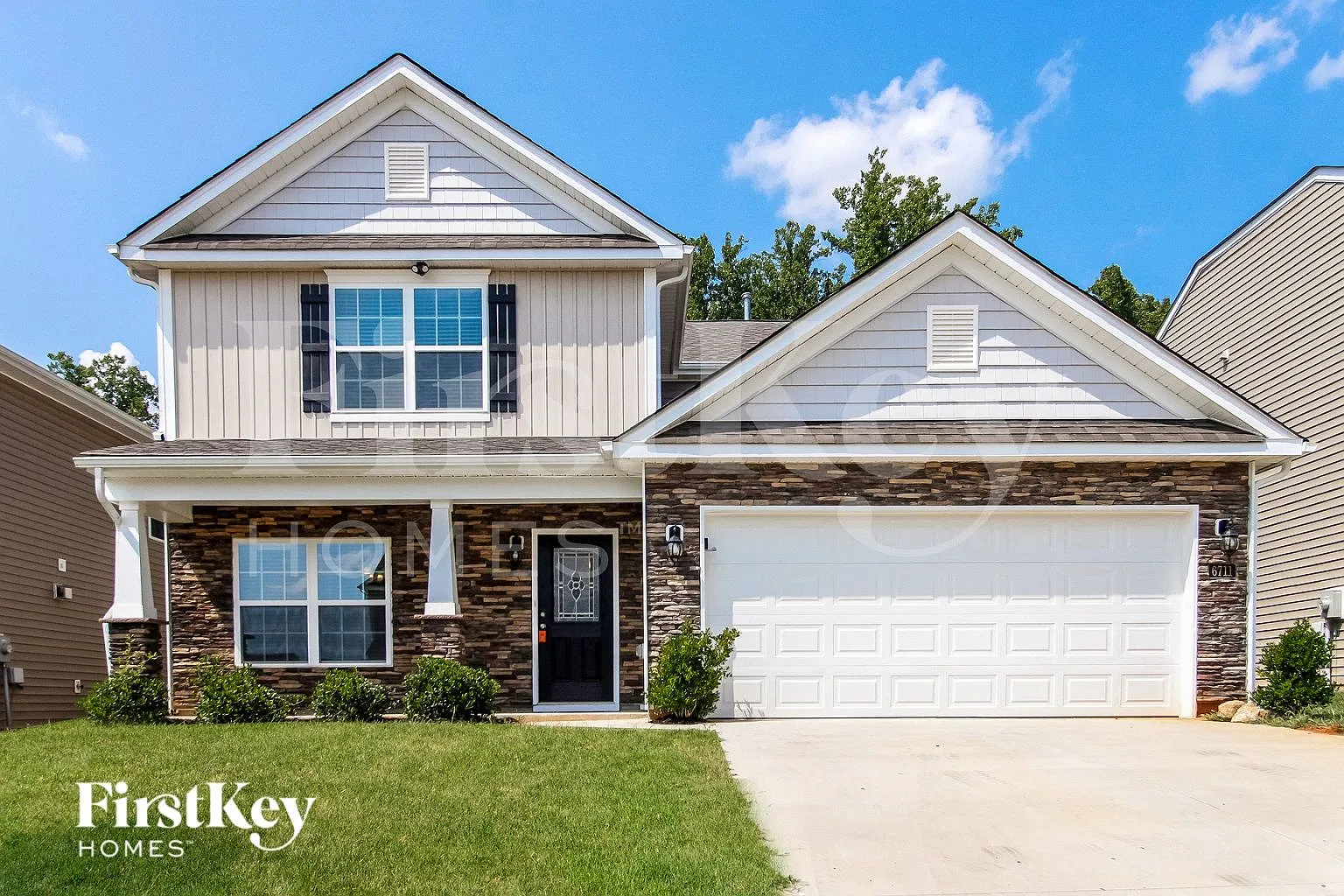 5 bed, 3.5 bath, 2632 sqft, $2,590 — Photo 1