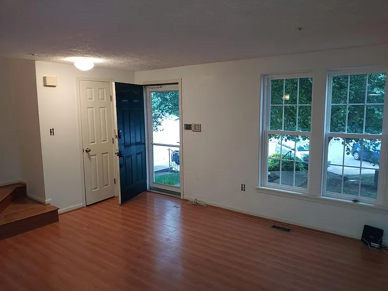 8915 Oxley Forest Ct — Photo 1