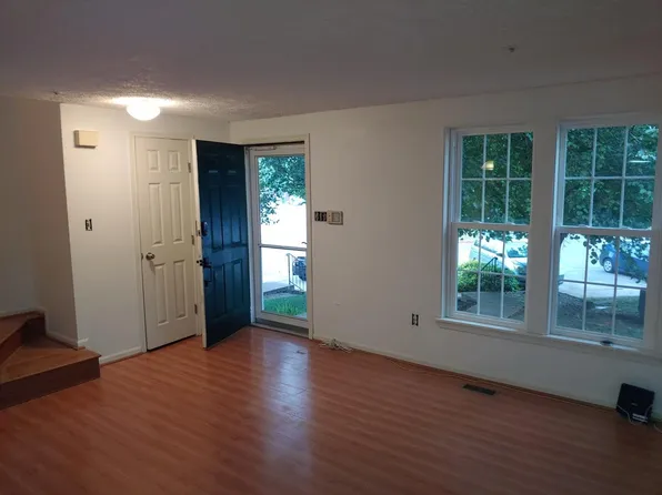 8915 Oxley Forest Ct, Laurel, MD 20723