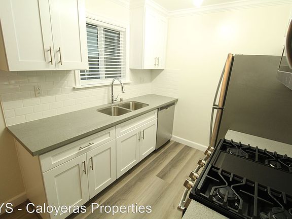 3rd image of 3671 Jasmine Ave #5