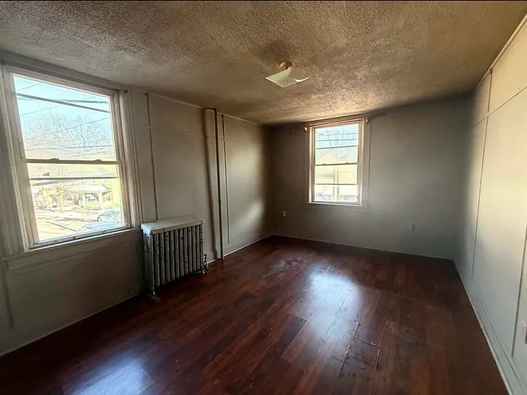 99 N Main St #2A — Photo 6