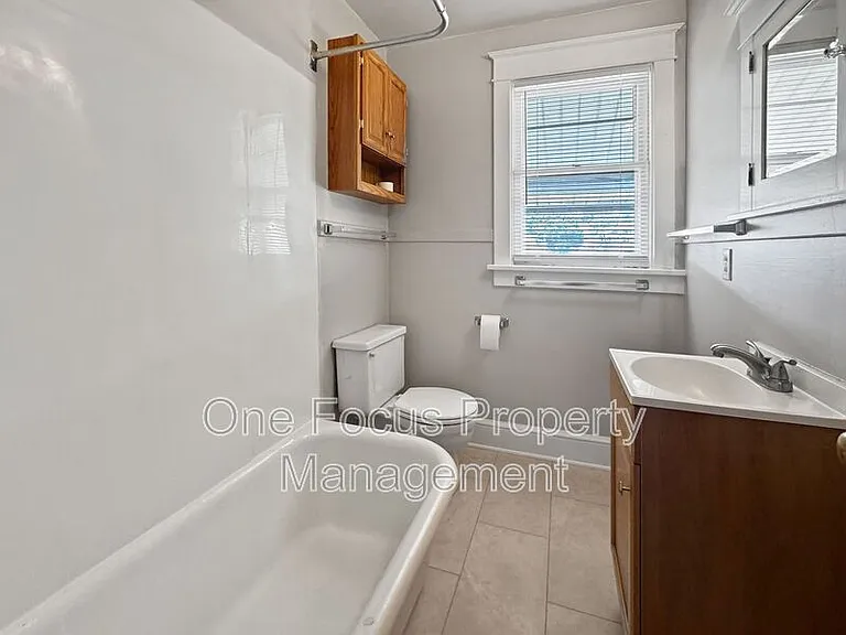 1414 Park Ave — Photo 7