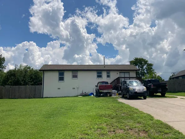 104 Kalman Minuskin Blvd, La Vergne, TN 37086