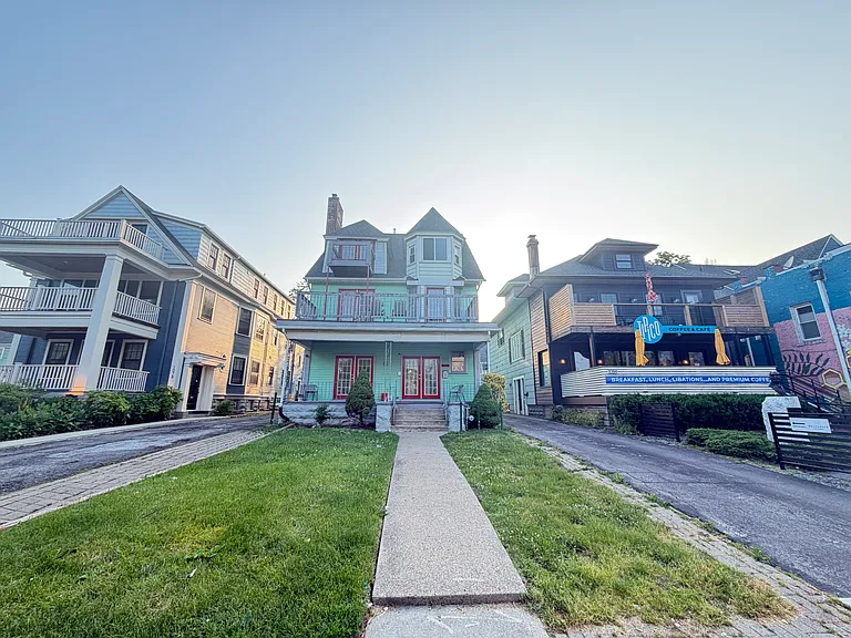 1080 Elmwood Ave #1 — Photo 40