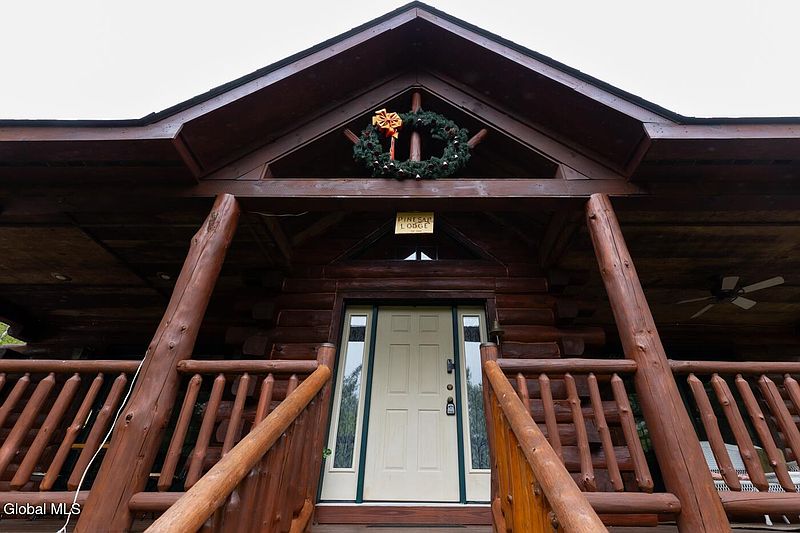 4th image of 47 Roney Road