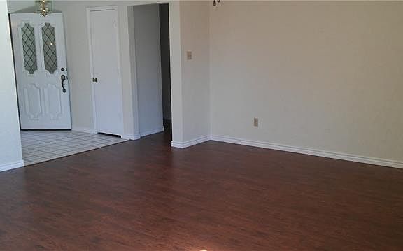 5th image of 313 SW Alsbury Blvd