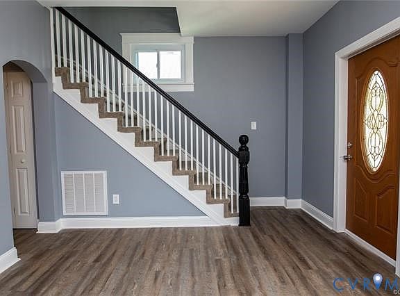 3rd image of 206 Lafayette Ave
