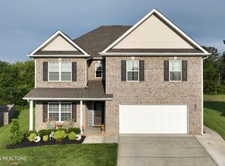 1103 Sky Top Ln, Powell, TN 37849
