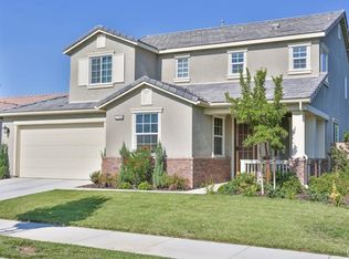 27998 Shady Point Dr, Sun City, CA 92585