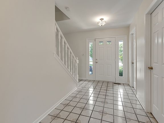 2nd image of 829 N Dovington Dr
