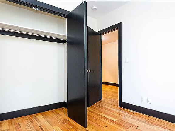 3rd image of 2427 Dean St #2B