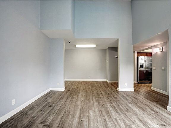 5th image of 20155 Keswick St Unit 209