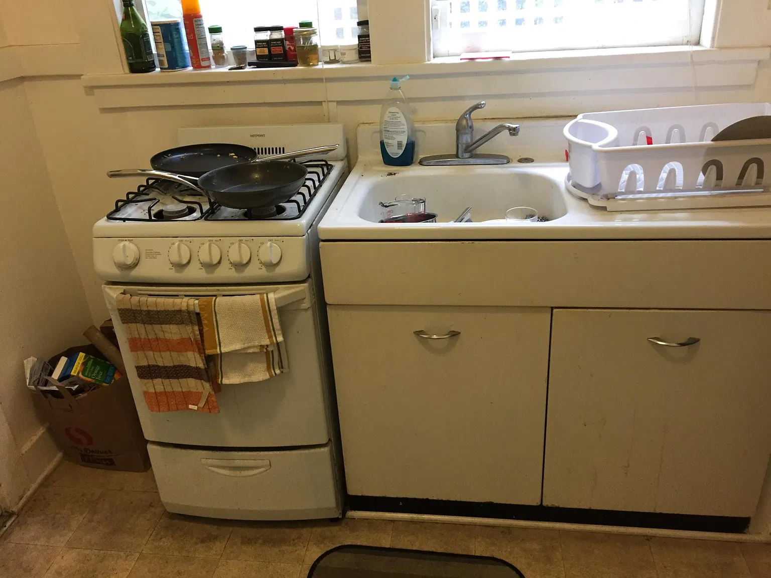 Studio, 500 sqft, $2,100 — Photo 2