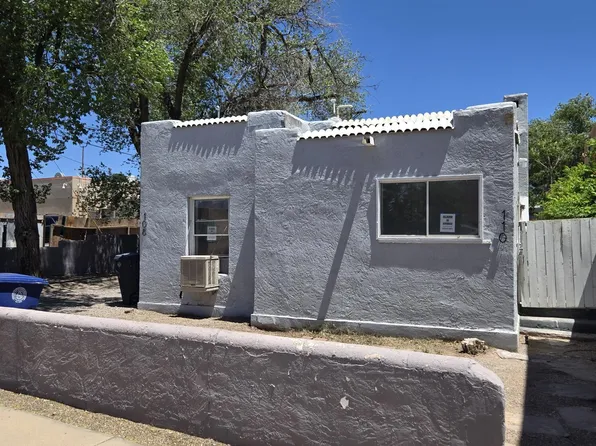 110 Mesa St SE, Albuquerque, NM 87106