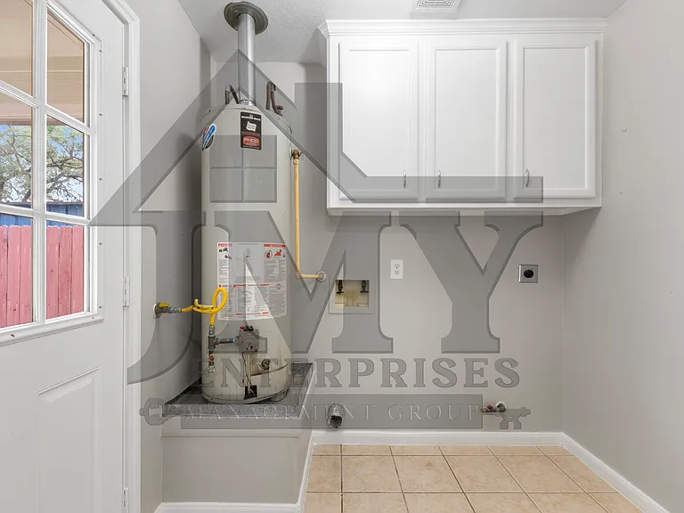 815 Cravens St #F2 — Photo 20