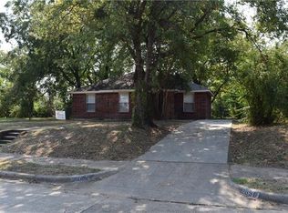 2630 Lobdell St, Dallas, TX 75215