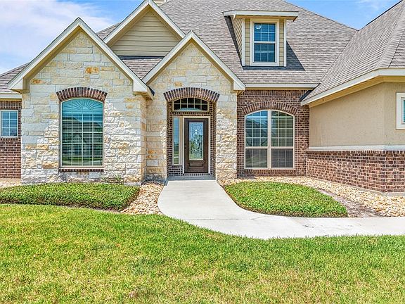 2nd image of 4515 Dutton Lake Dr