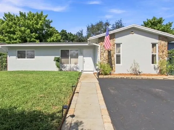 3130 N 72nd Terrace, Hollywood, FL 33024
