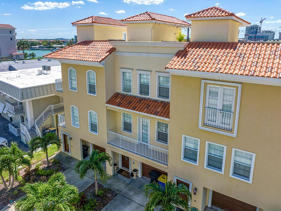 Exterior Building and Bedroom Balcony