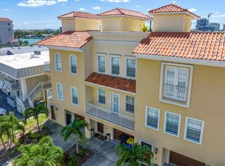 181 Brightwater Dr APT 2, Clearwater, FL 33767